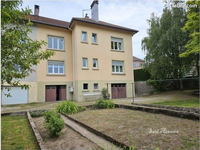 Maison 8 pièces 195 m²