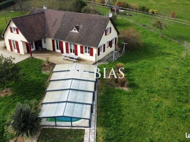 Maison 8 pièces 195 m²