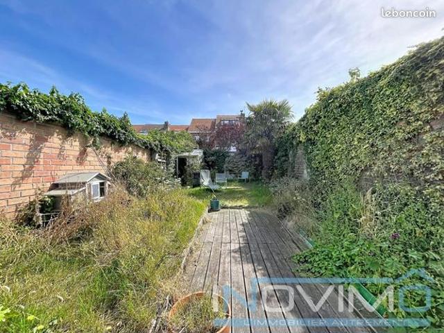 Maison 8 pièces 195 m²