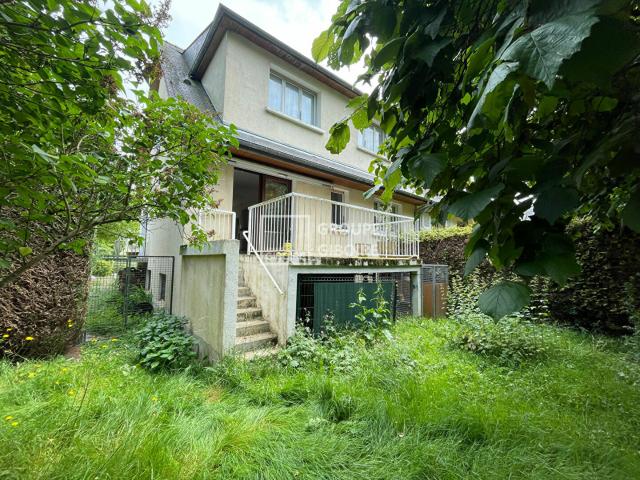 Maison 8 pièces 195 m²