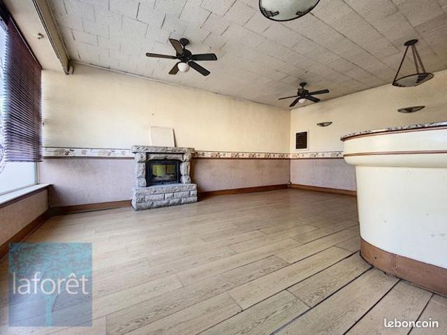 Maison 8 pièces 195 m²