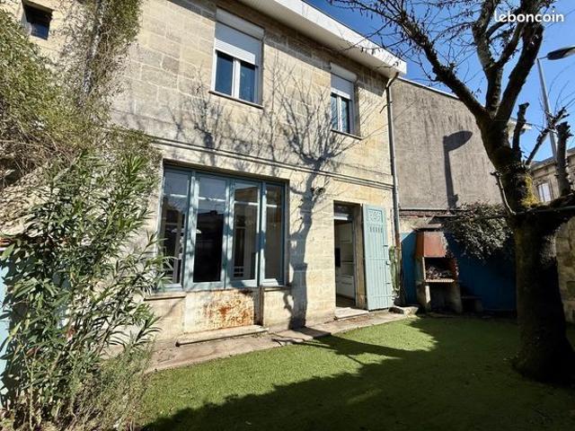 Maison 8 pièces 195 m²