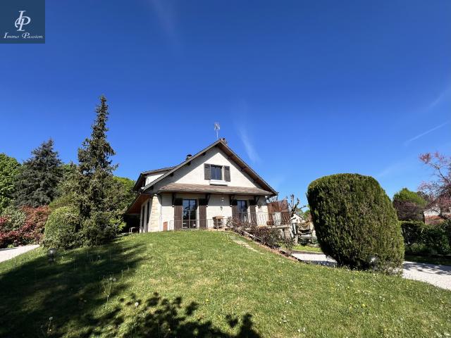 Maison 8 pièces 195 m²