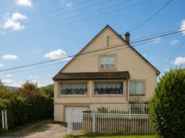Maison 8 pièces 195 m²