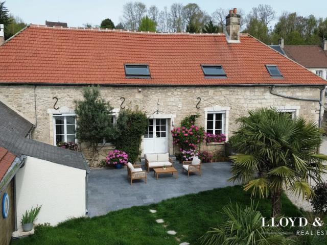 Maison 8 pièces 195 m²