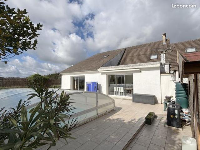 Maison 8 pièces 195 m²