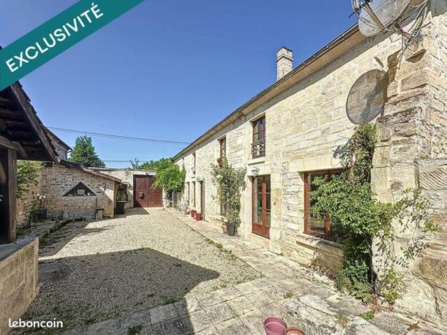 Maison 8 pièces 195 m²
