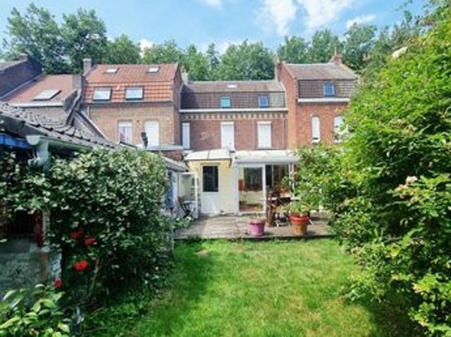 Maison 8 pièces 195 m²