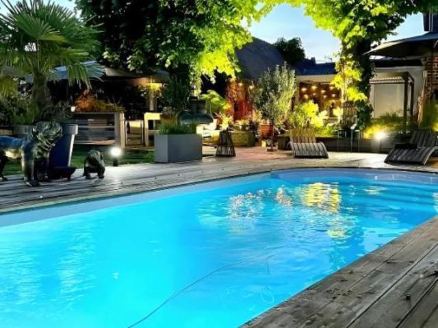 Maison 8 pièces 195 m²