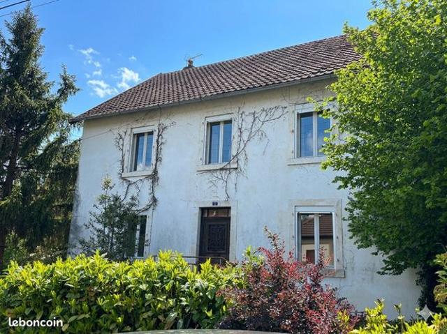 Maison 8 pièces 195 m²
