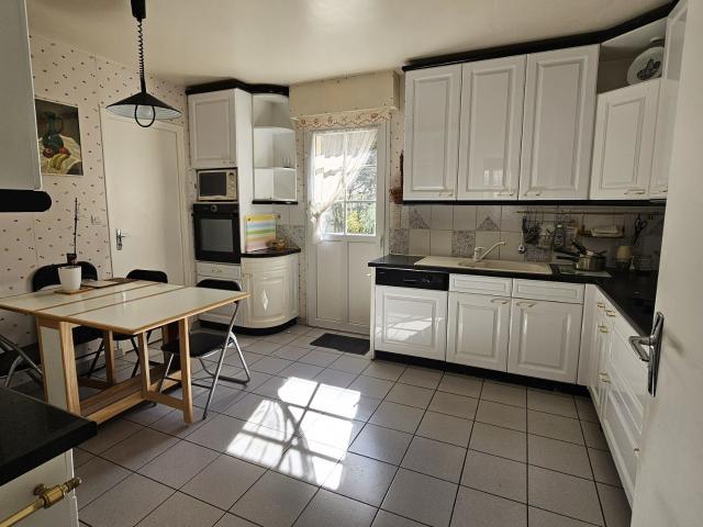 Maison 8 pièces 195 m²