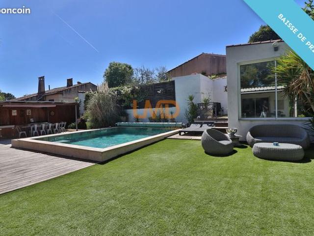 Maison 8 pièces 195 m²