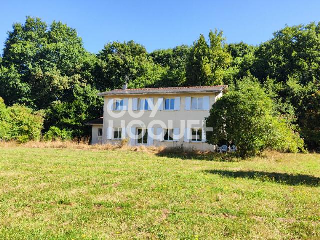 Maison 8 pièces 195 m²