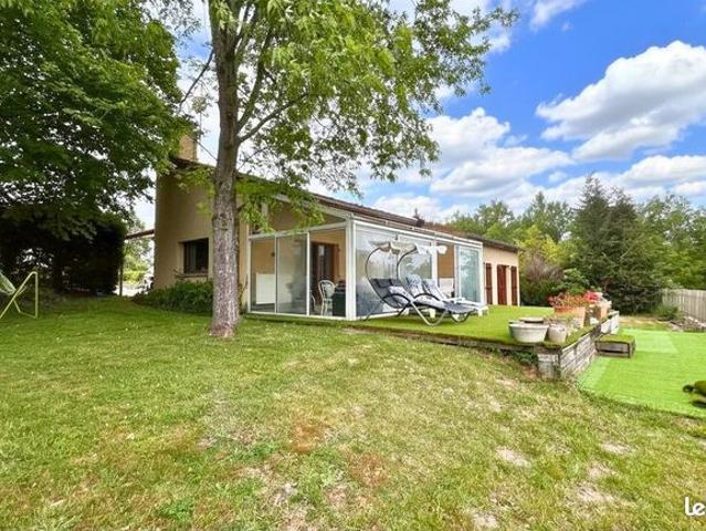 Maison 8 pièces 195 m²