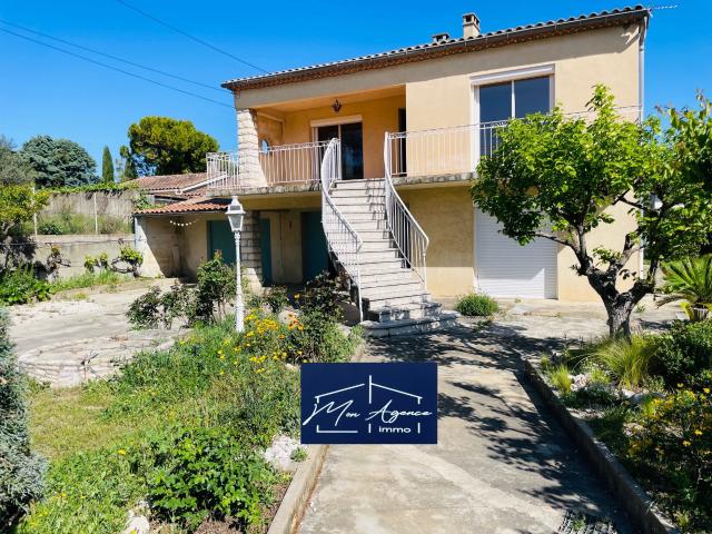 Maison 8 pièces 196 m²