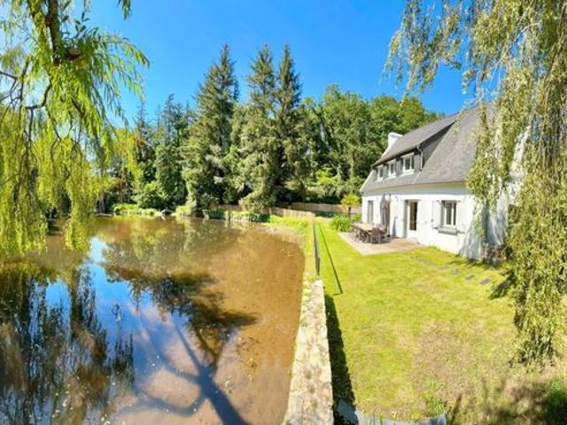 Maison 8 pièces 196 m²