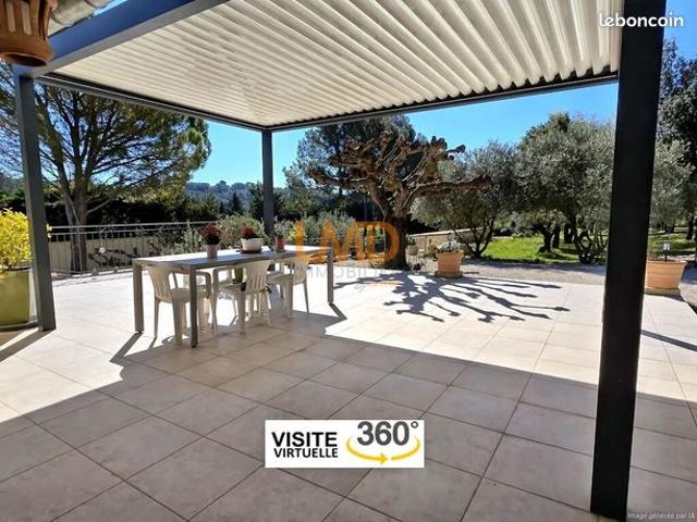 Maison 8 pièces 196 m²
