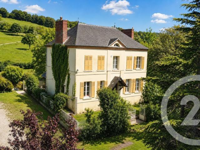 Maison 8 pièces 196 m²
