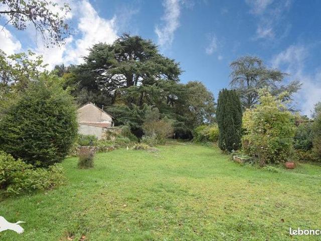 Maison 8 pièces 196 m²