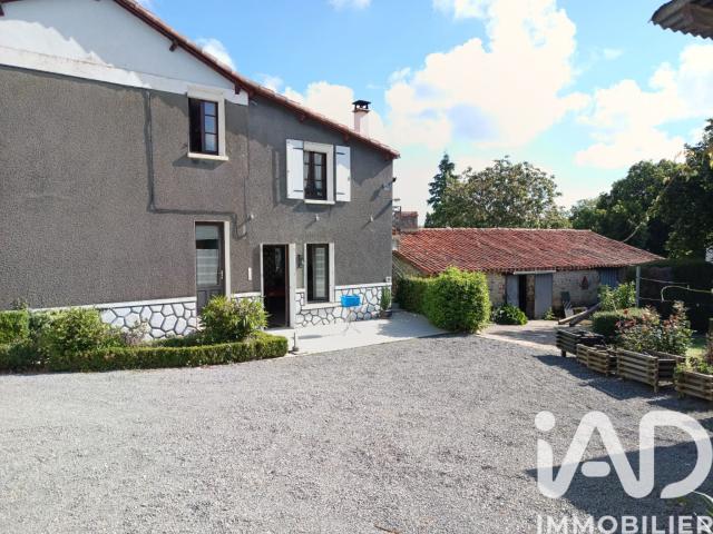 Maison 8 pièces 196 m²
