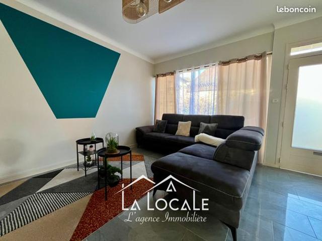 Maison 8 pièces 196 m²