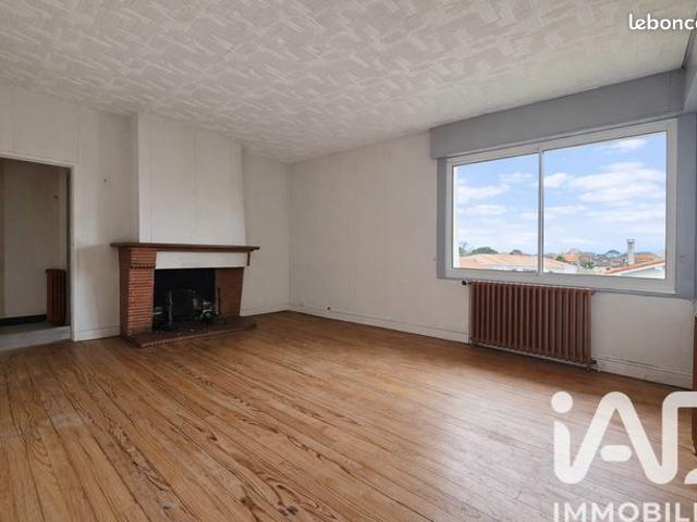 Maison 8 pièces 196 m²