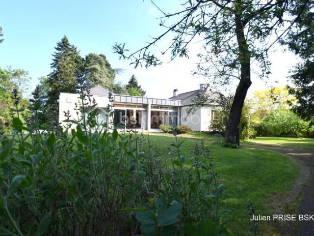 Maison 8 pièces 196 m²
