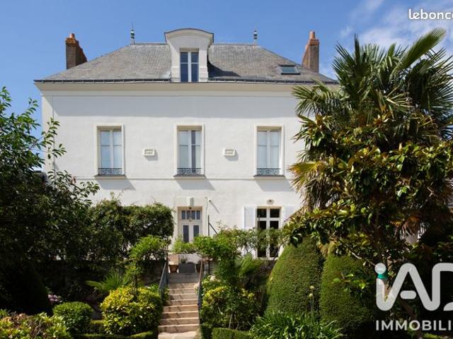 Maison 8 pièces 197 m²