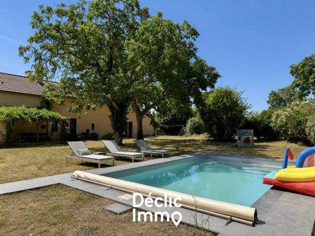 Maison 8 pièces 197 m²