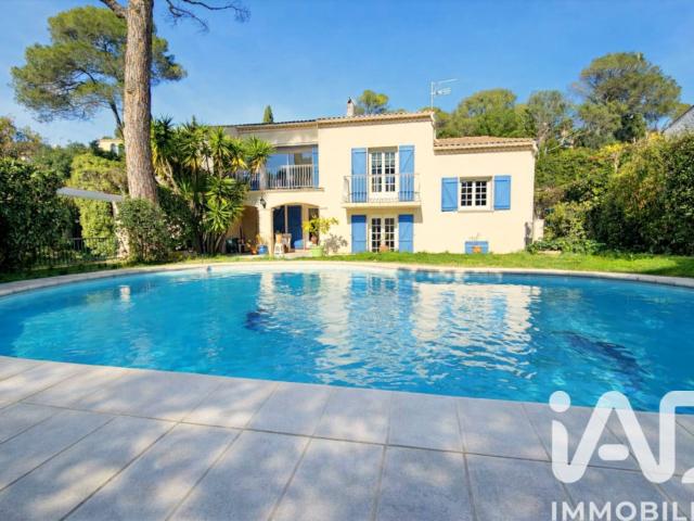 Maison 8 pièces 197 m²