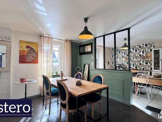 Maison 8 pièces 197 m²