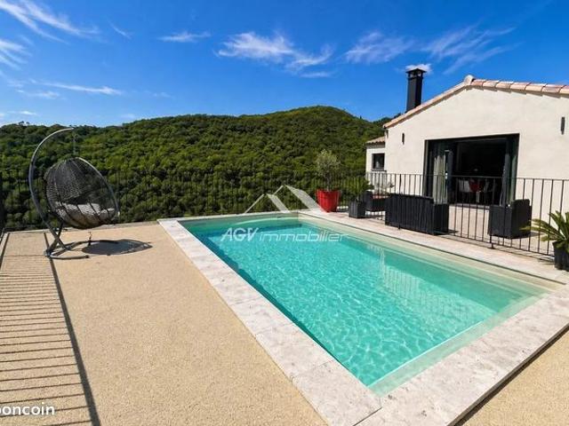 Maison 8 pièces 197 m²