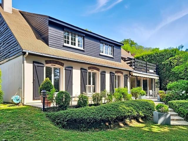 Maison 8 pièces 197 m²