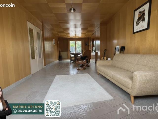 Maison 8 pièces 197 m²