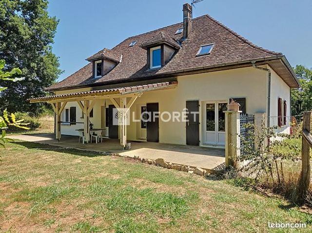 Maison 8 pièces 197 m²