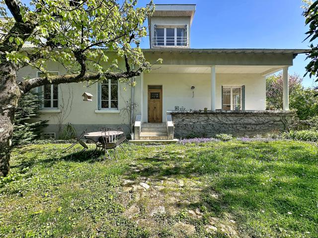 Maison 8 pièces 197 m²