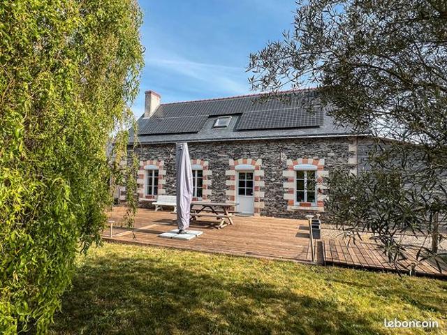 Maison 8 pièces 197 m²