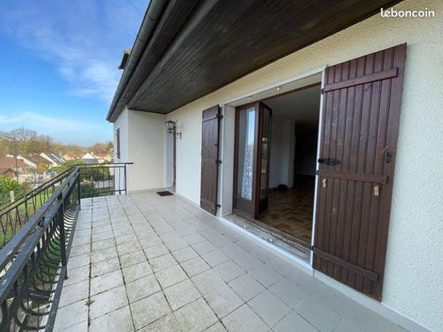 Maison 8 pièces 197 m²