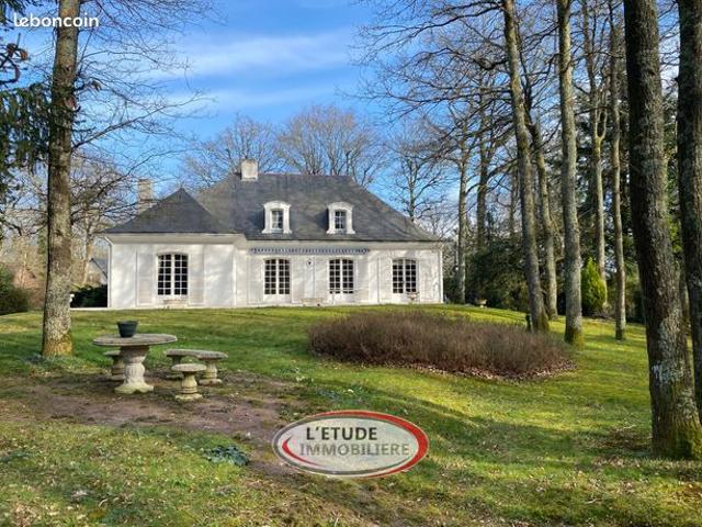 Maison 8 pièces 197 m²