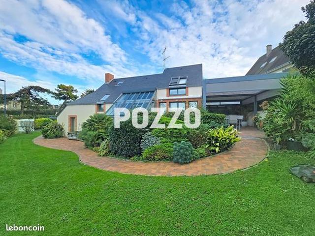 Maison 8 pièces 197 m²