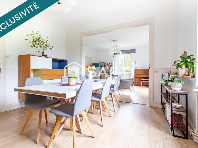 Maison 8 pièces 197 m²