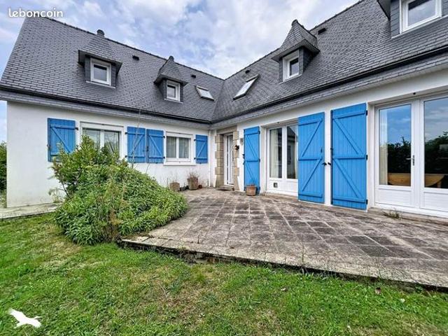 Maison 8 pièces 197 m²
