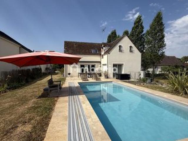 Maison 8 pièces 197 m²