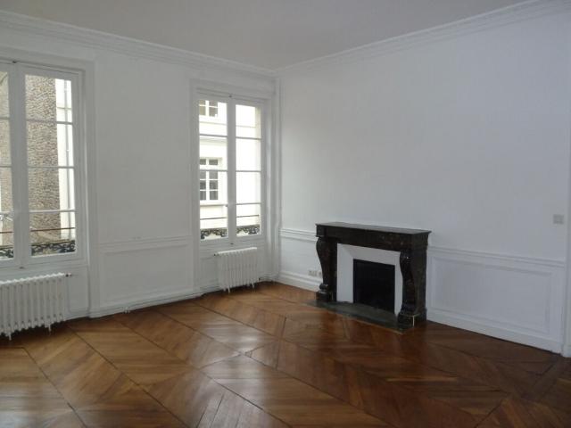 Maison 8 pièces, 197 m² à louer à Rennes 35000