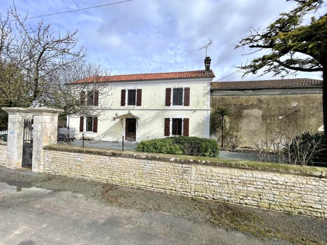 Maison 8 pièces 198 m²