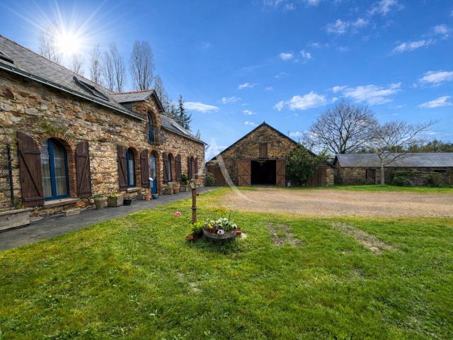 Maison 8 pièces 198 m²