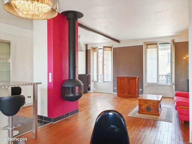 Maison 8 pièces 198 m²