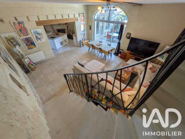 Maison 8 pièces 198 m²
