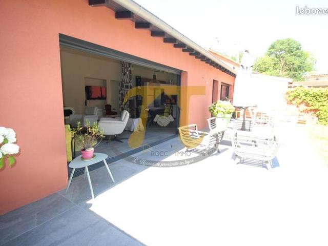 Maison 8 pièces 198 m²
