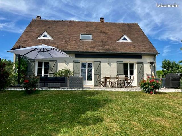 Maison 8 pièces 198 m²